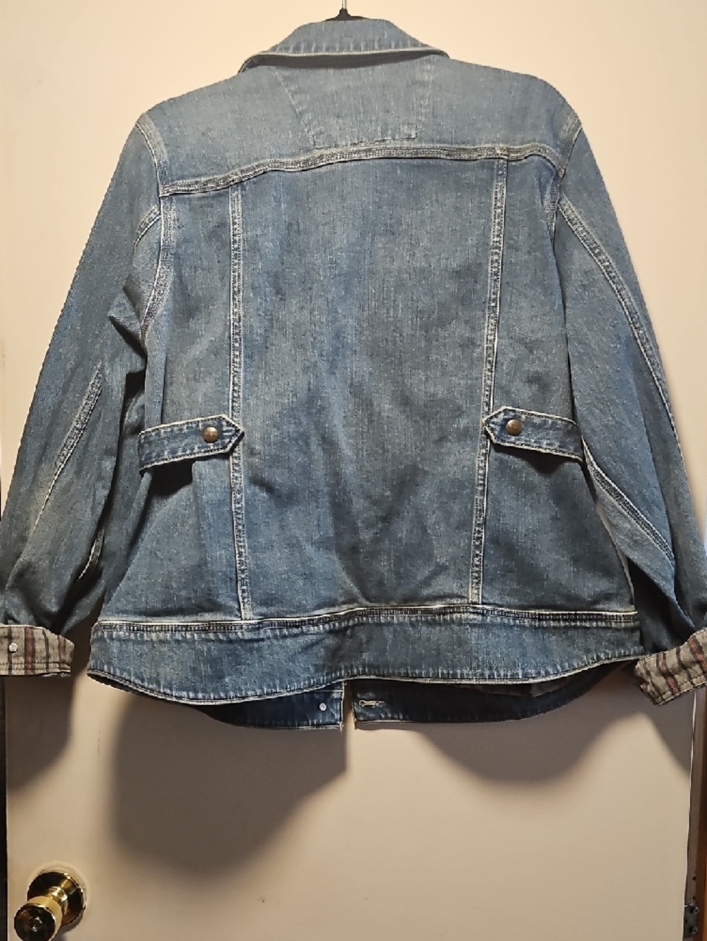 Carhartt Women's Light Blue Denim Jean Jacket - Picture 5 of 5